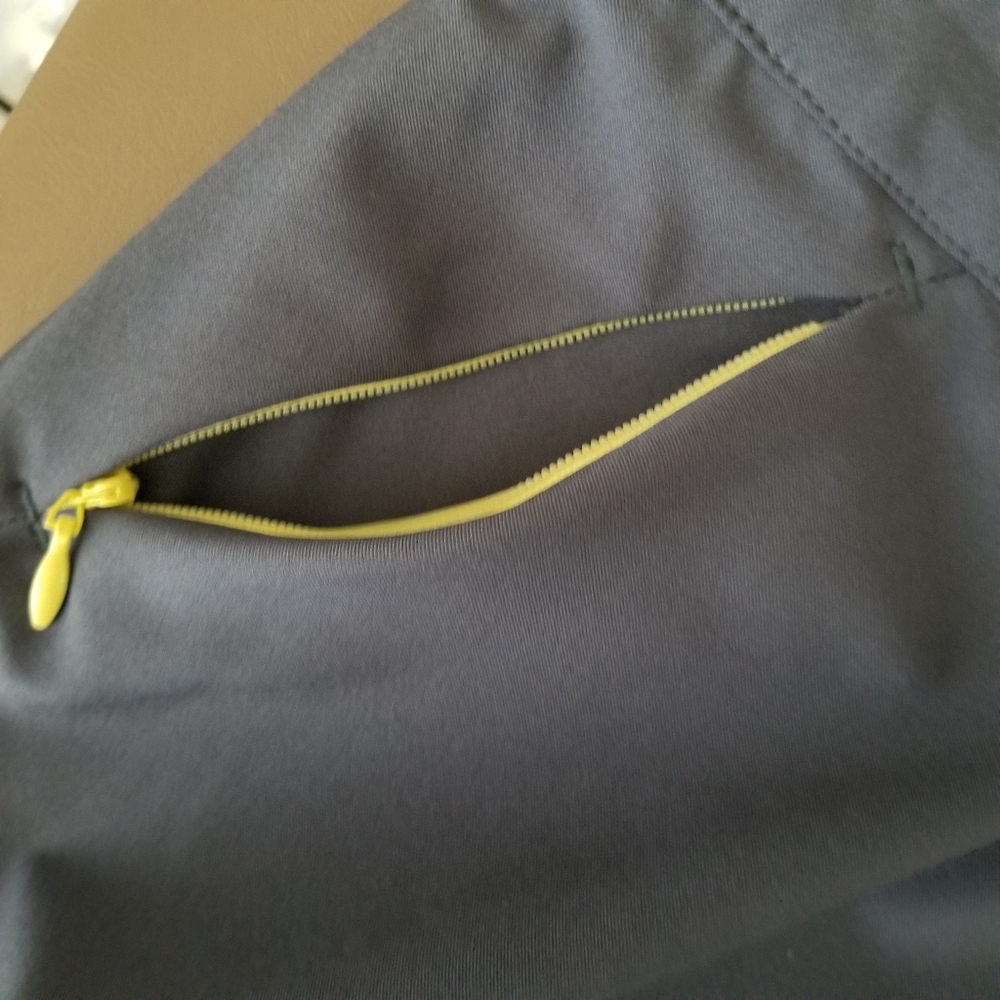 Slazenger Asymmetrical skirt Size 4 - Picture 7 of 12